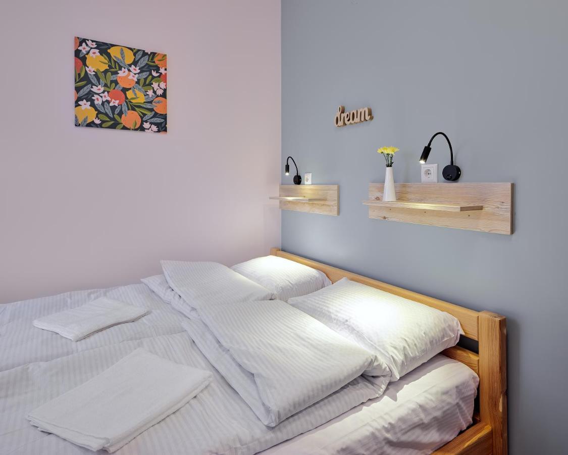 Dream Hostel Khmelnytskyi Exterior photo