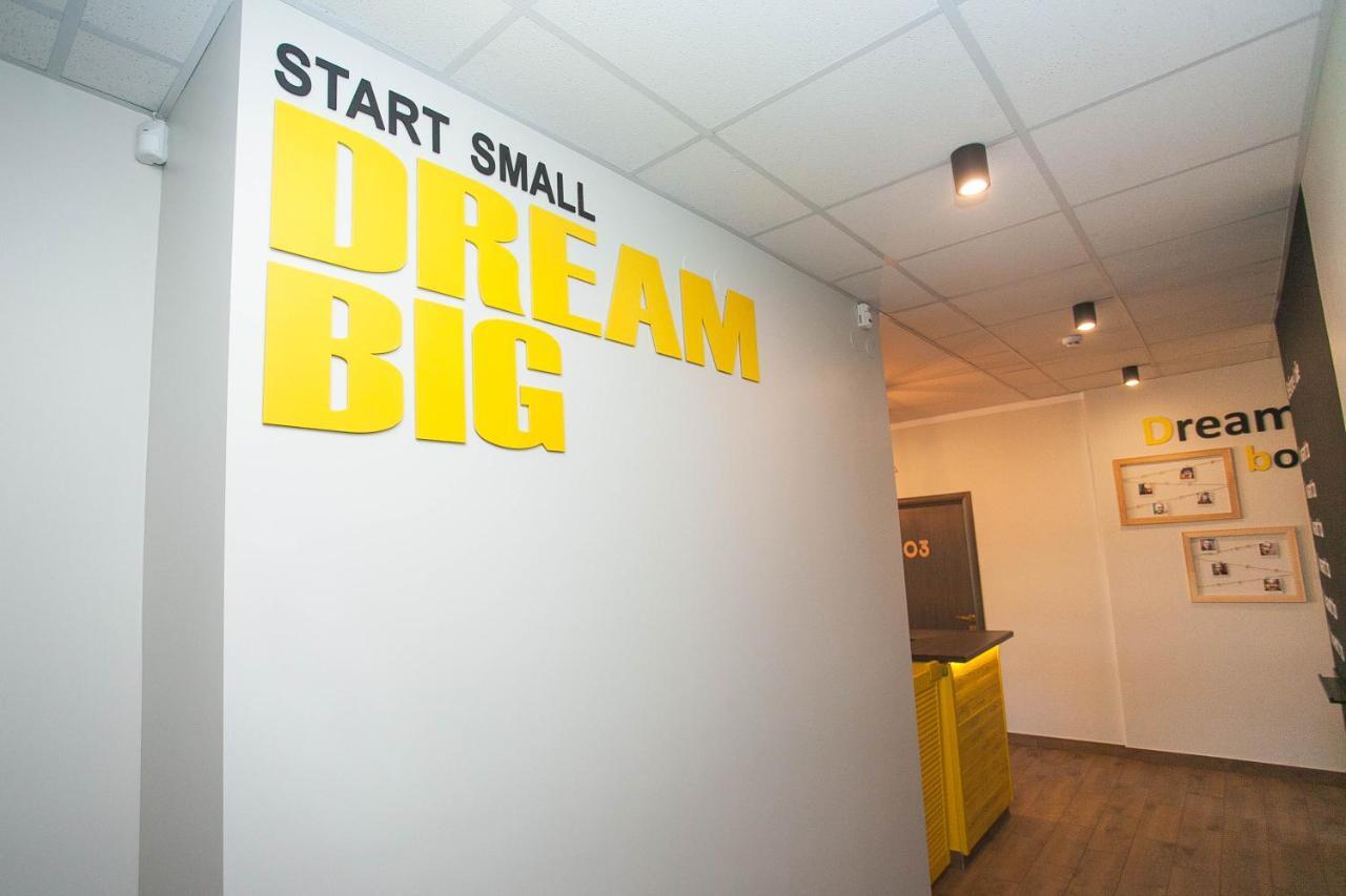 Dream Hostel Khmelnytskyi Exterior photo